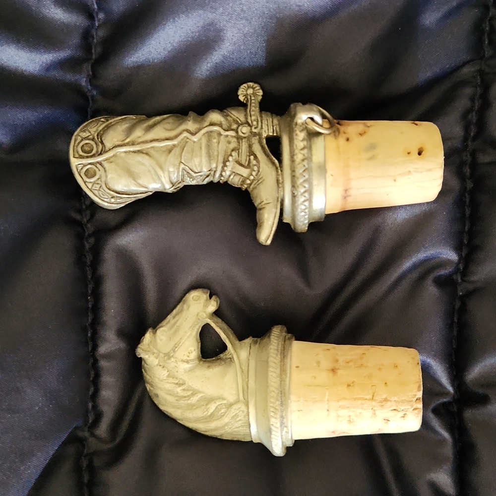 Bundle of 2 Vintage Wine Corks, WTU Horse Head & HM Cowboy Boot
